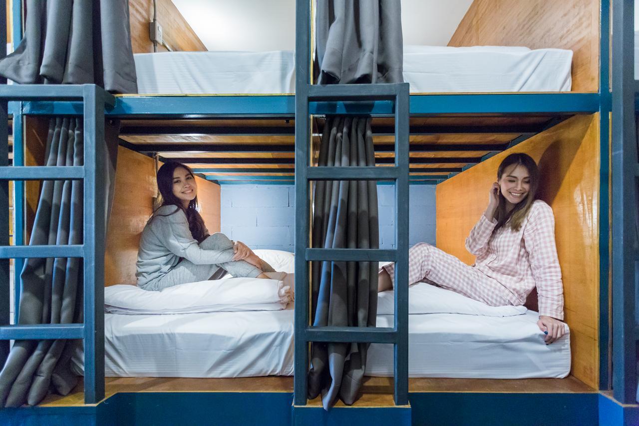 Funwahn Hostel And Cafe Chiang Mai Dış mekan fotoğraf