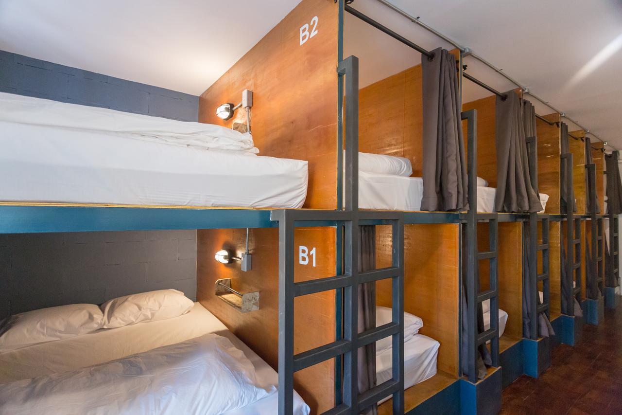 Funwahn Hostel And Cafe Chiang Mai Dış mekan fotoğraf