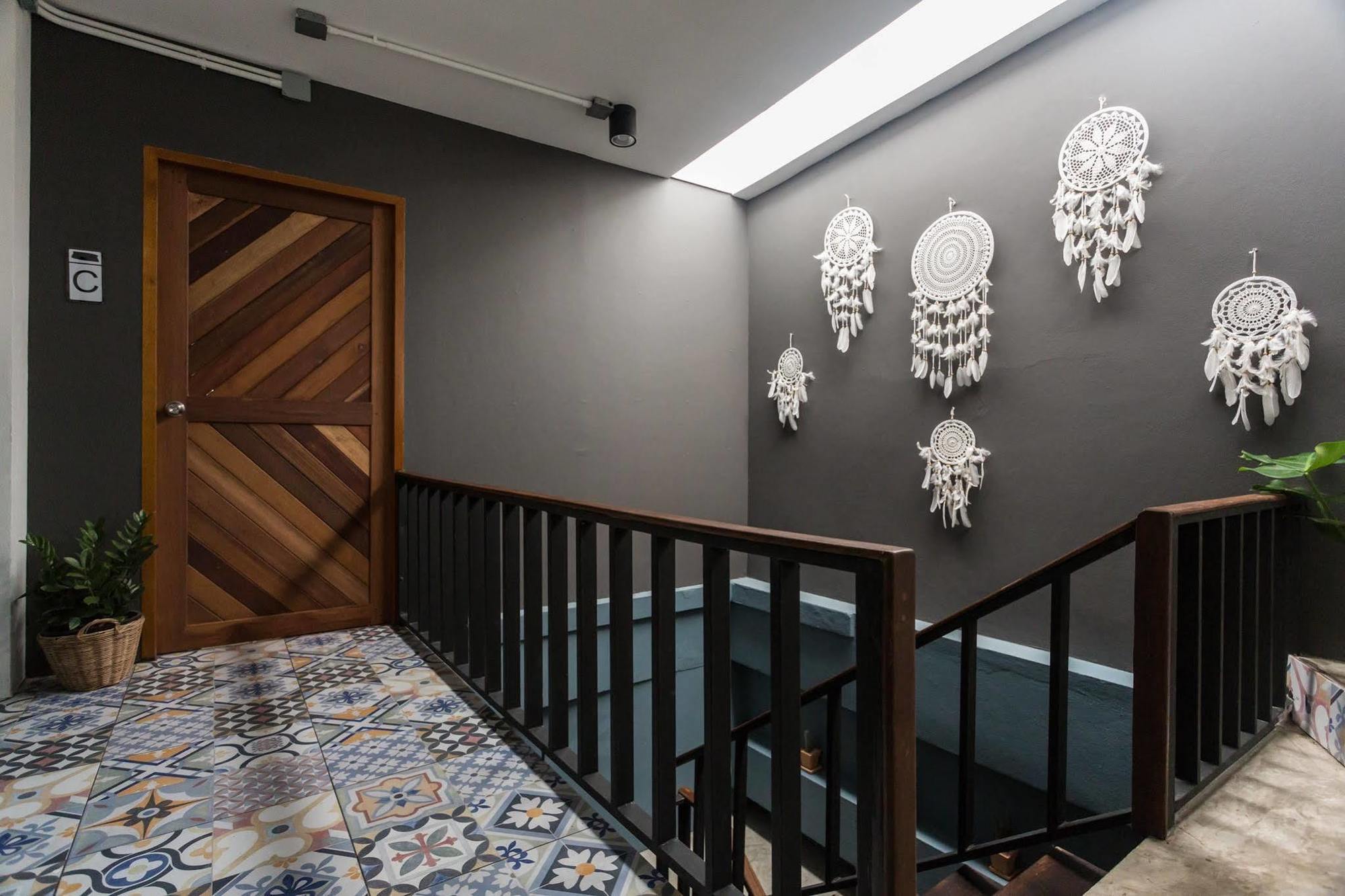 Funwahn Hostel And Cafe Chiang Mai Dış mekan fotoğraf