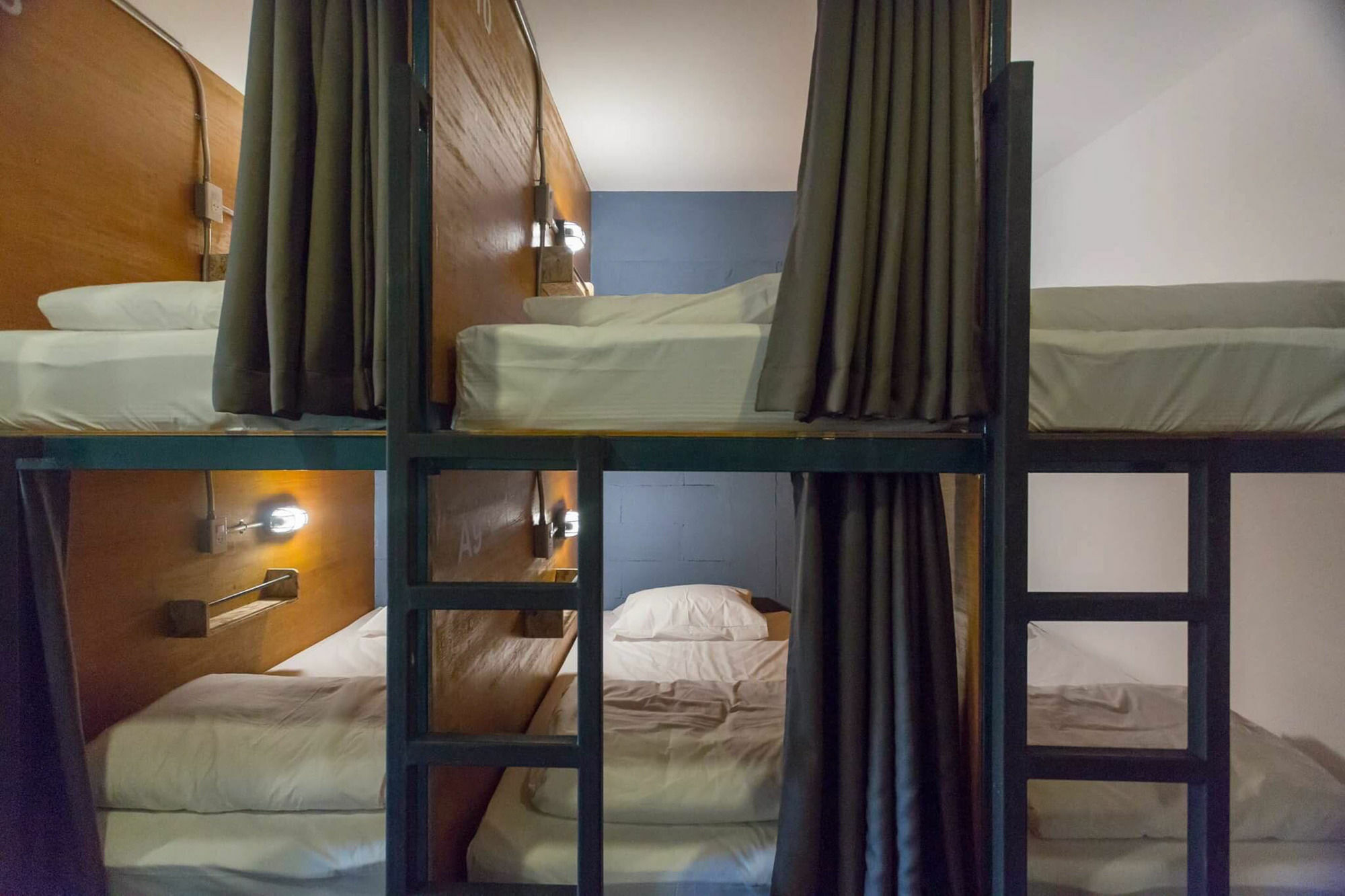 Funwahn Hostel And Cafe Chiang Mai Dış mekan fotoğraf
