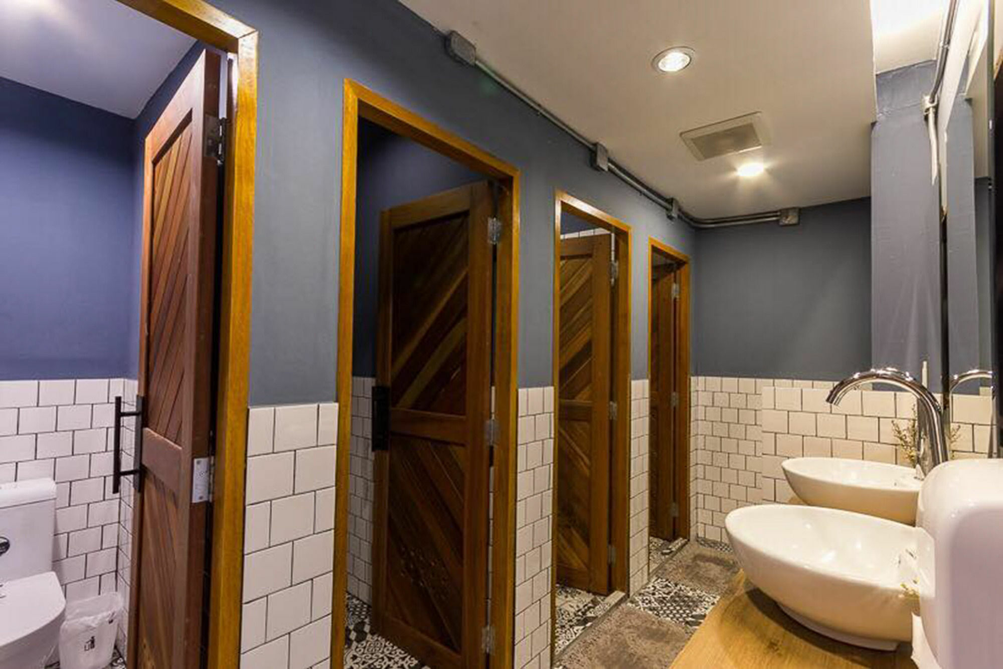 Funwahn Hostel And Cafe Chiang Mai Dış mekan fotoğraf